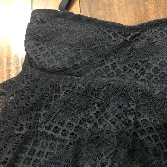 NWT Island Escape Woman Tiered Tankini Swim Top Black Lace Halter Adjustable 6 - Picture 3 of 9